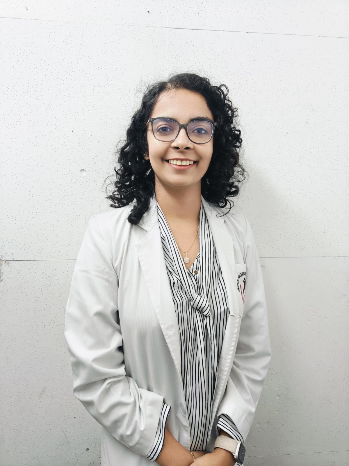 Dr Mihika Singh (MBBS, MD) 